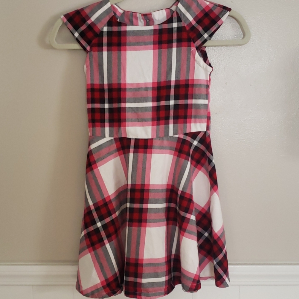 Girls flannel dress and sweater set size 7/8